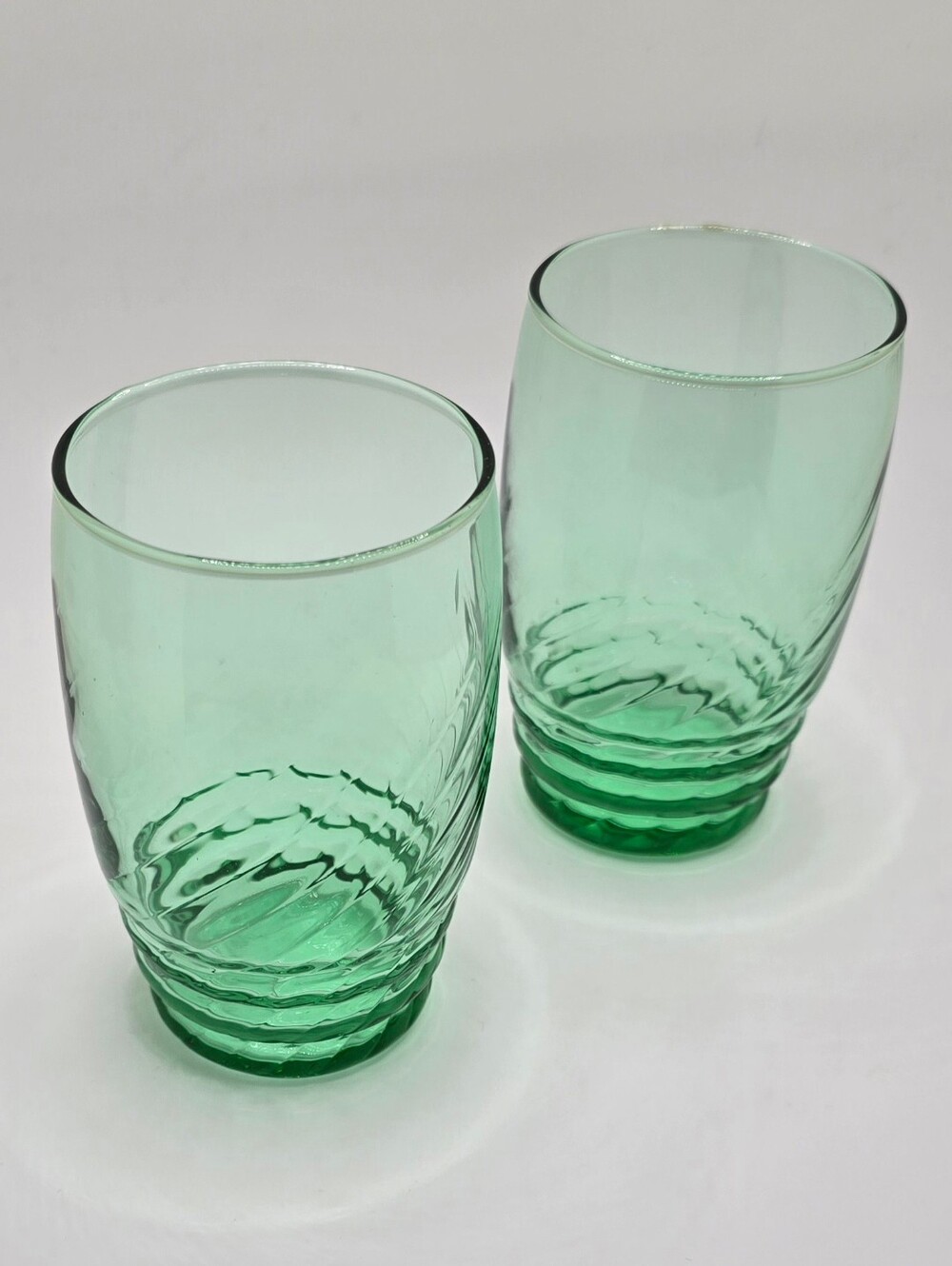 Vintage Libbey Spanish  Green Optic Swirl Juice Glass Set Of 2 EUC